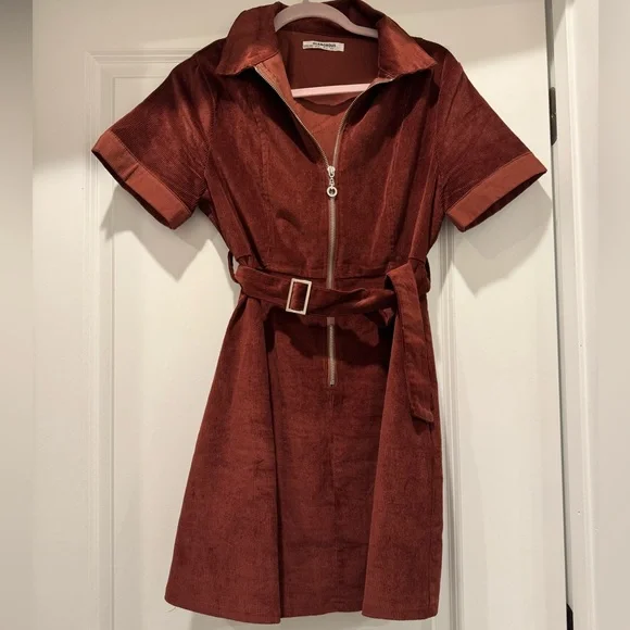 BROWN CORDUROY MINI DRESS WITH ZIPPER AND BELT - Picture 1 of 5